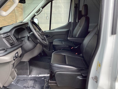 2025 Ford Transit Van Base