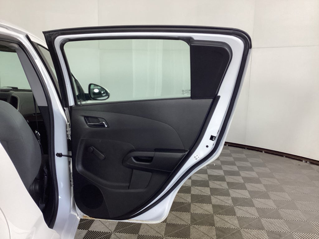 2014 Chevrolet Sonic LS
