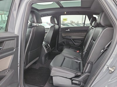 2021 Volkswagen Atlas Cross Sport 3.6L V6 SE w/Technology R-Line