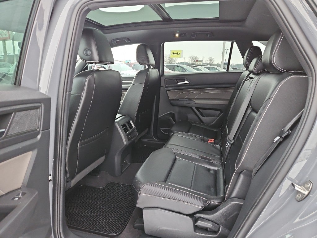 2021 Volkswagen Atlas Cross Sport 3.6L V6 SE w/Technology R-Line