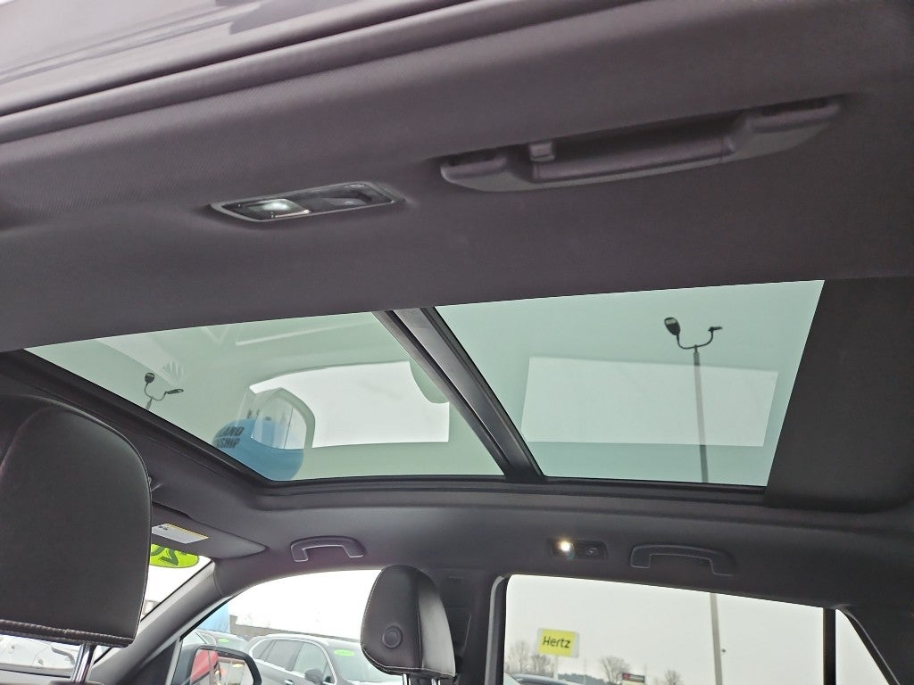 2021 Volkswagen Atlas Cross Sport 3.6L V6 SE w/Technology R-Line