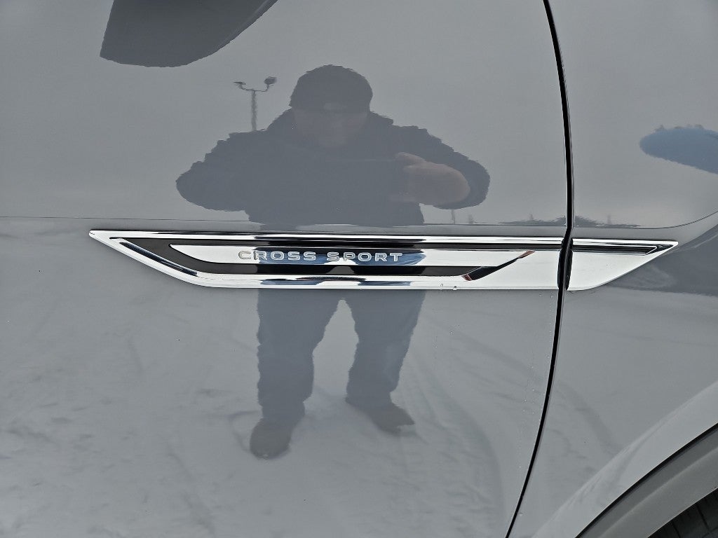 2021 Volkswagen Atlas Cross Sport 3.6L V6 SE w/Technology R-Line