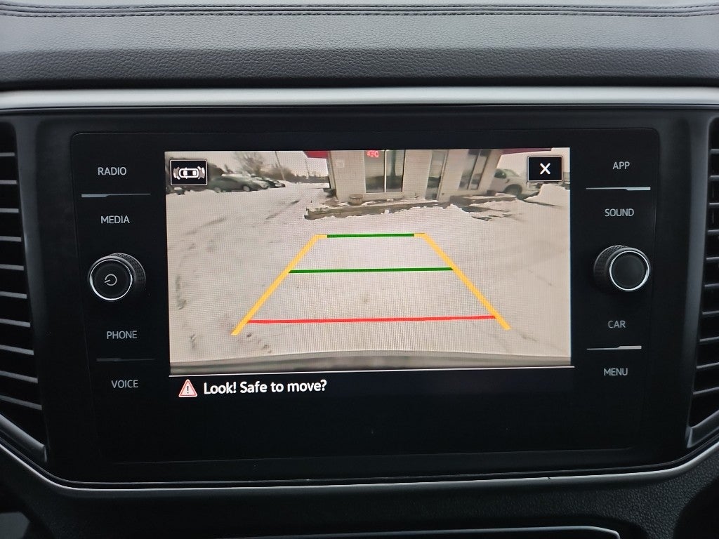 2021 Volkswagen Atlas Cross Sport 3.6L V6 SE w/Technology R-Line