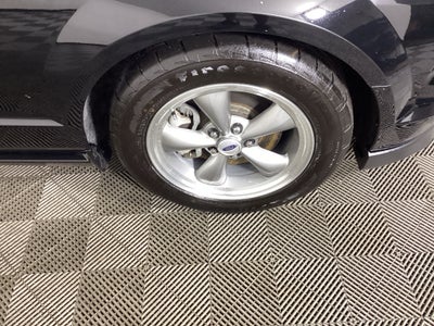 2006 Ford Mustang GT Deluxe