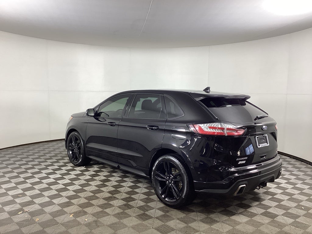 2020 Ford Edge ST