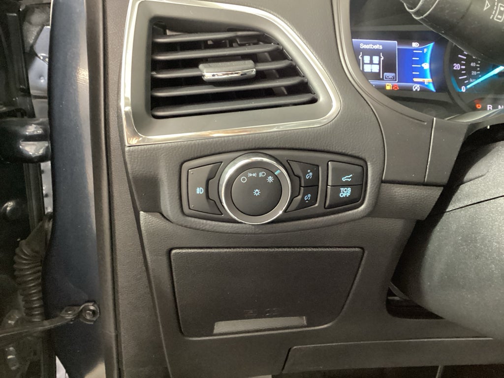 2023 Ford Edge Titanium