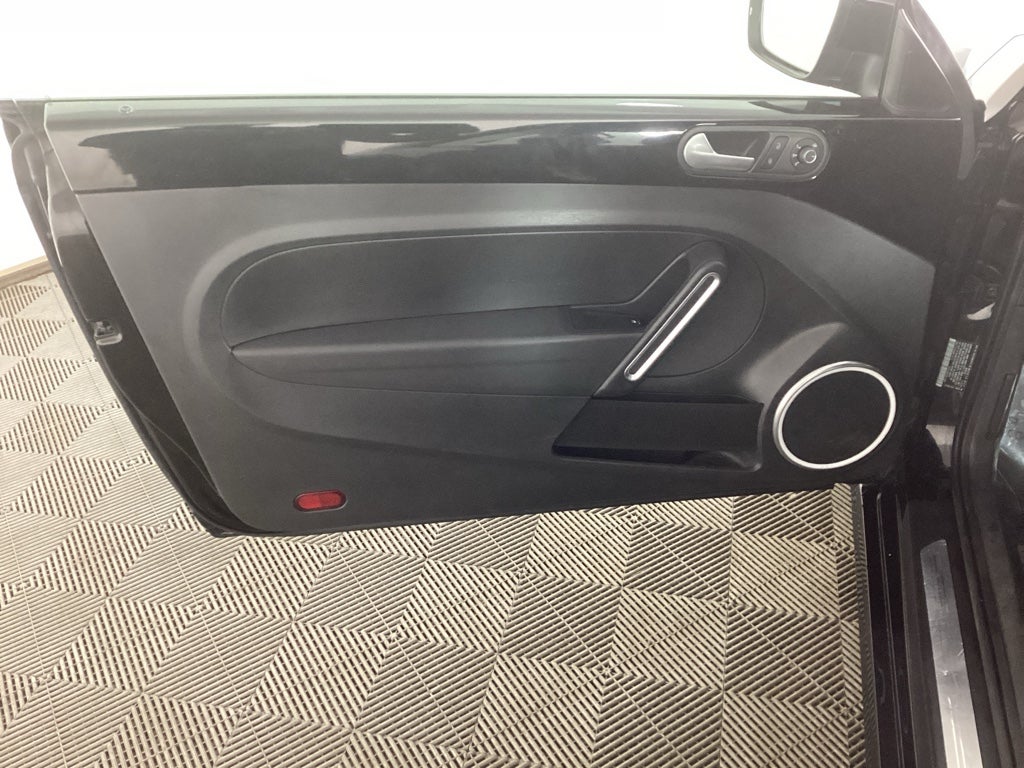 2016 Volkswagen Beetle 1.8T SE