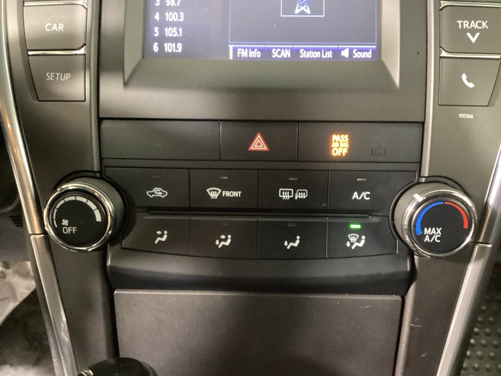 2015 Toyota Camry SE