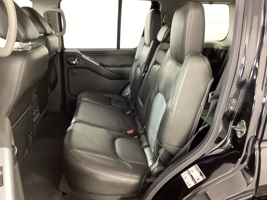 2012 Nissan Pathfinder Silver Edition