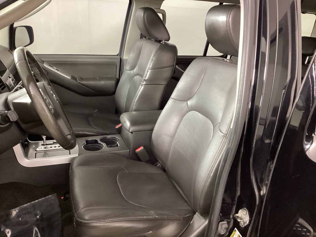 2012 Nissan Pathfinder Silver Edition