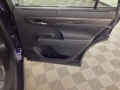2024 Toyota Highlander Platinum