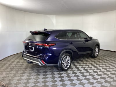2024 Toyota Highlander Platinum
