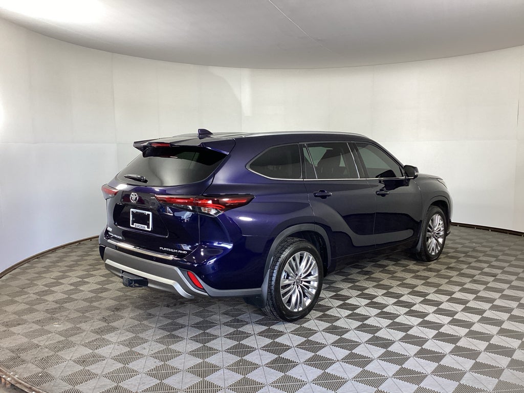 2024 Toyota Highlander Platinum