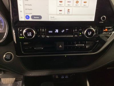 2024 Toyota Highlander Platinum