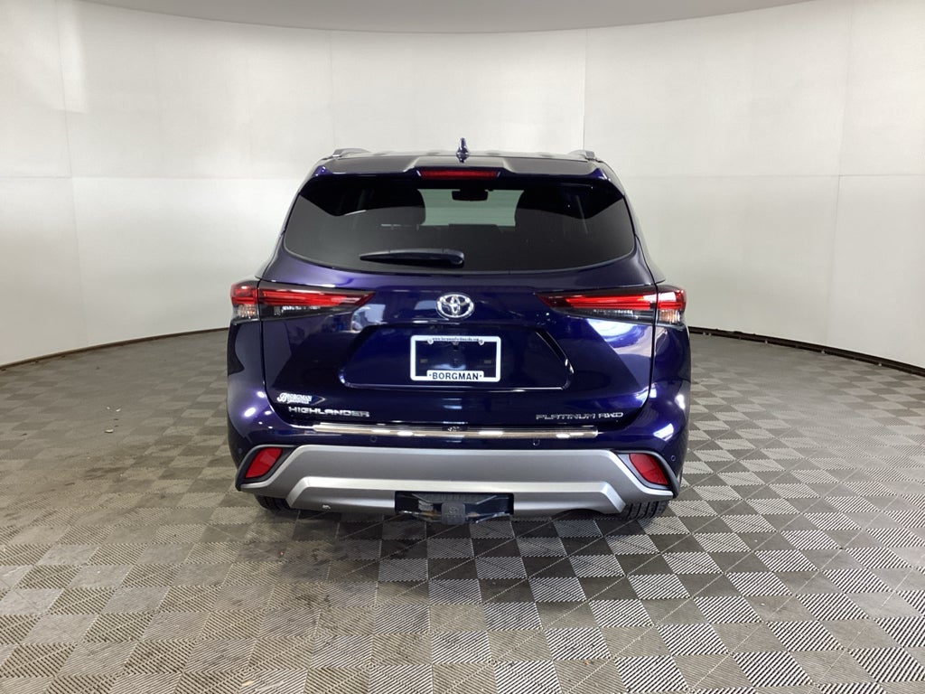 2024 Toyota Highlander Platinum