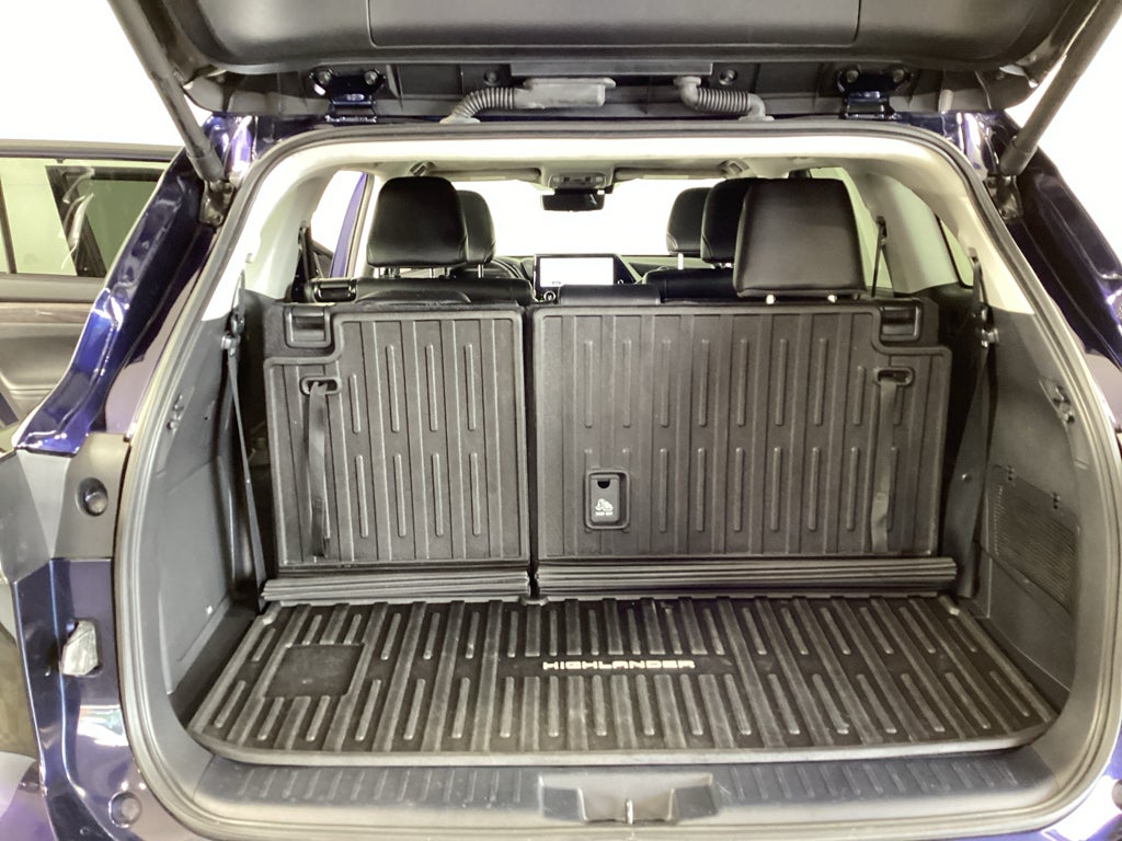 2024 Toyota Highlander Platinum