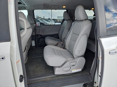 2016 Toyota Sienna XLE