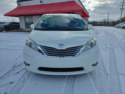 2016 Toyota Sienna XLE