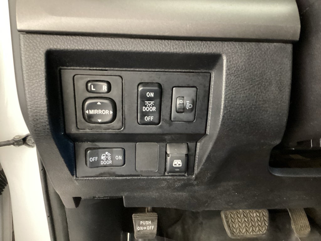 2016 Toyota Tundra SR5