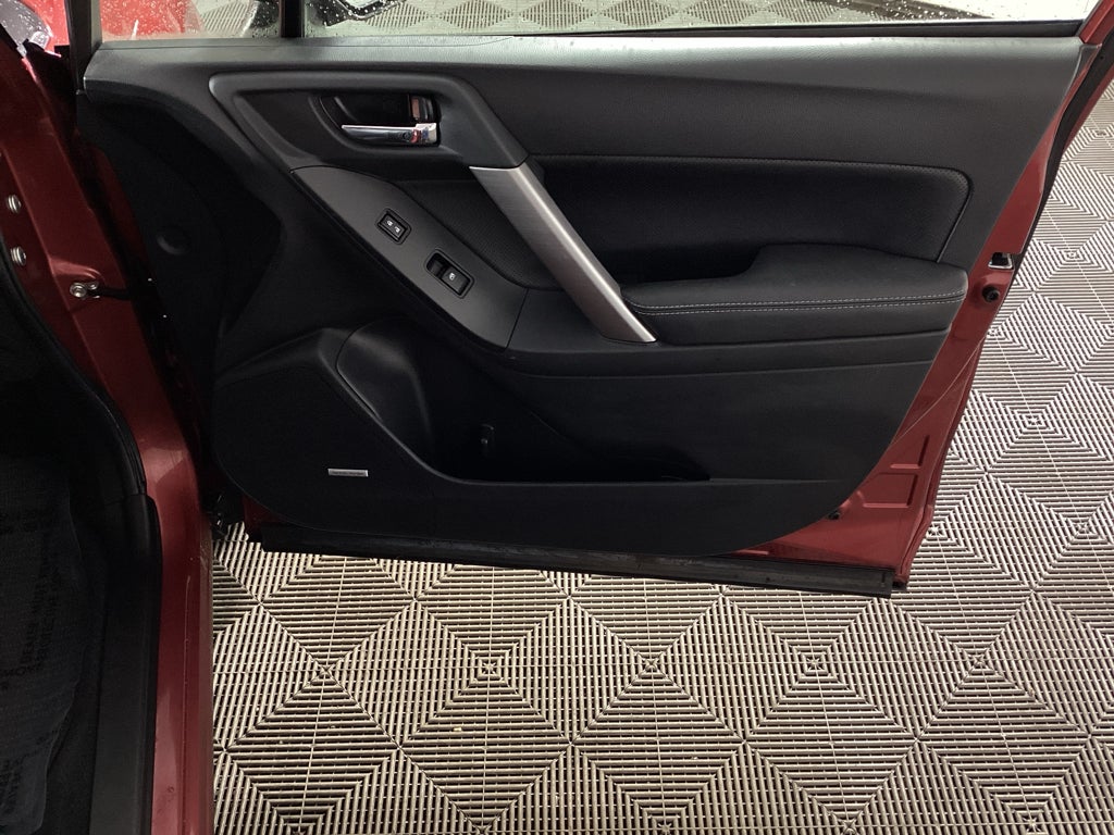 2015 Subaru Forester 2.0XT Touring