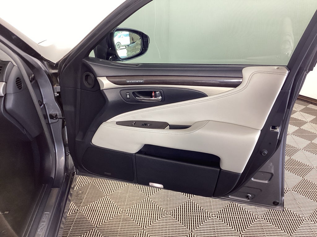 2014 Lexus LS 460 L