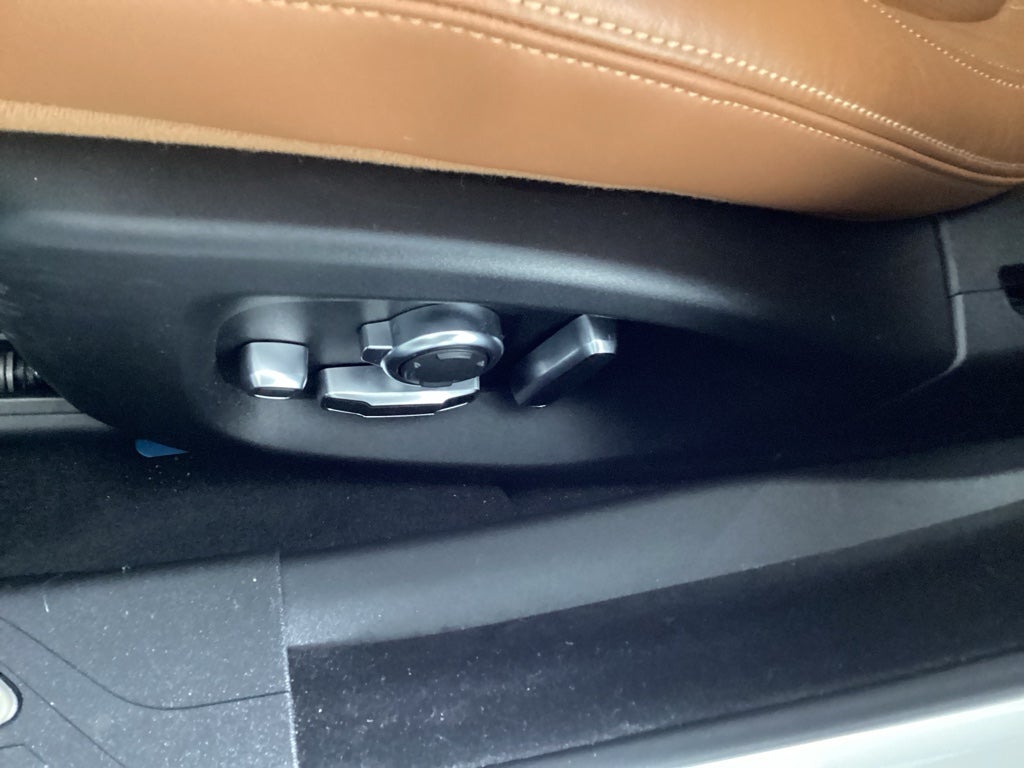 2020 Jaguar XE R-Dynamic S