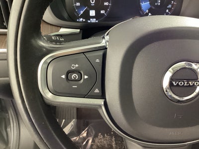 2021 Volvo XC60 Momentum