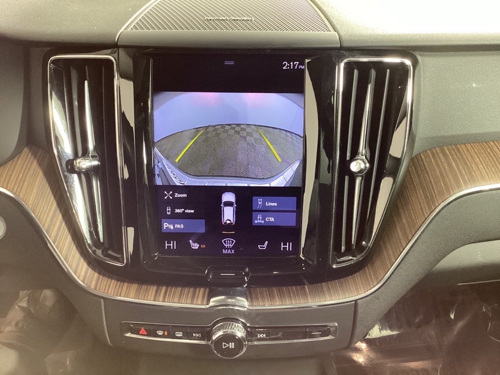 2021 Volvo XC60 Momentum