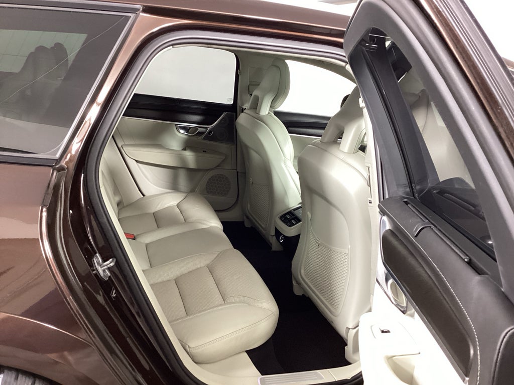 2017 Volvo V90 Cross Country AWD