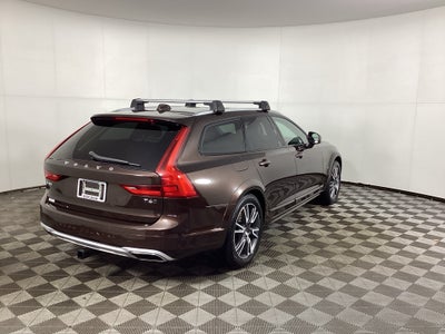 2017 Volvo V90 Cross Country AWD