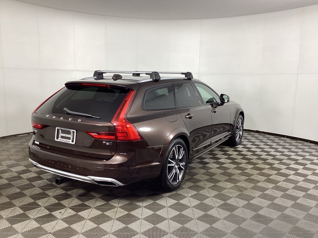 2017 Volvo V90 Cross Country AWD