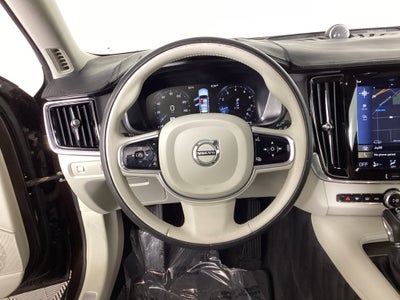 2017 Volvo V90 Cross Country AWD