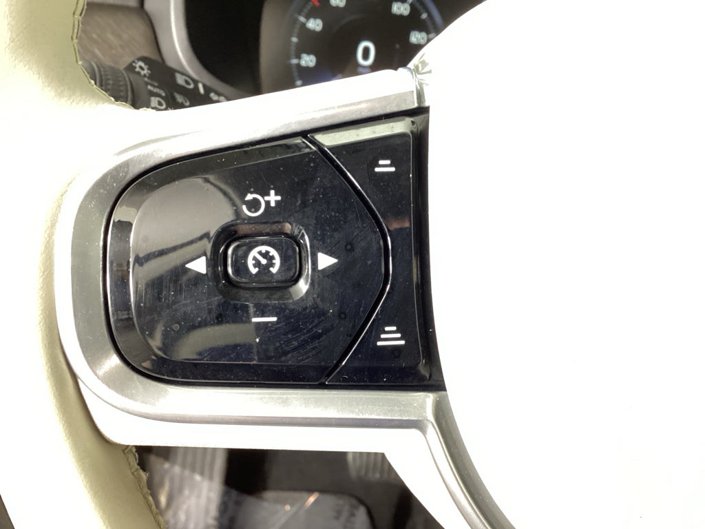 2017 Volvo V90 Cross Country AWD