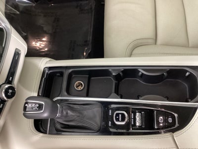 2017 Volvo V90 Cross Country AWD