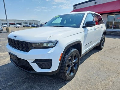 2023 Jeep Grand Cherokee Altitude