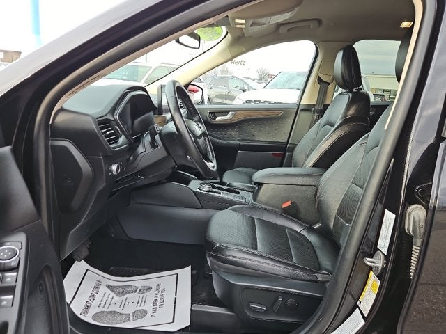 2020 Ford Escape Titanium Hybrid