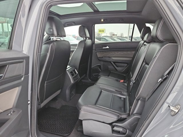 2021 Volkswagen Atlas Cross Sport 3.6L V6 SE w/Technology R-Line