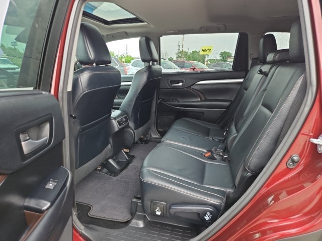 2017 Toyota Highlander Base