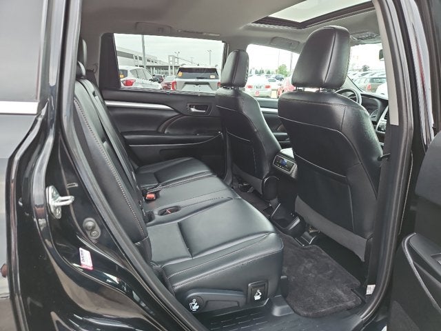 2019 Toyota Highlander Base