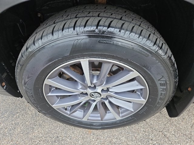 2019 Toyota Highlander Base
