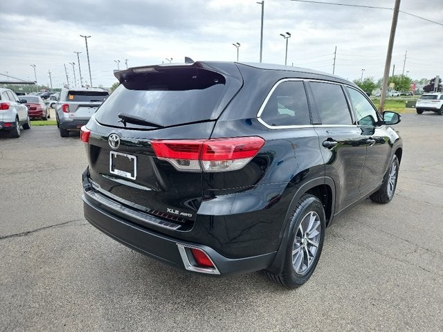 2019 Toyota Highlander Base