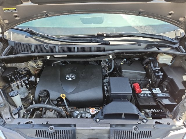 2017 Toyota Sienna Base