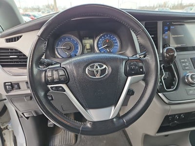 2016 Toyota Sienna Base