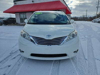 2016 Toyota Sienna Base