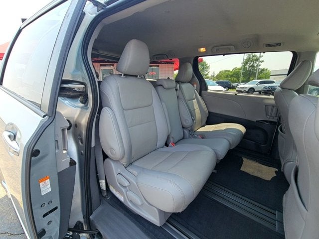 2020 Toyota Sienna Base