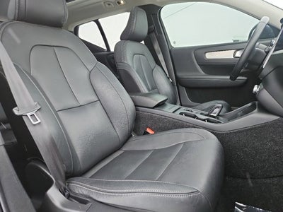 2019 Volvo XC40 Momentum