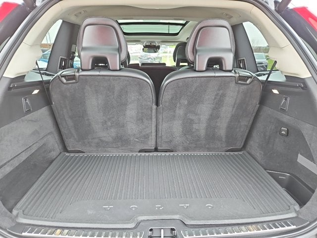 2017 Volvo XC90 Momentum